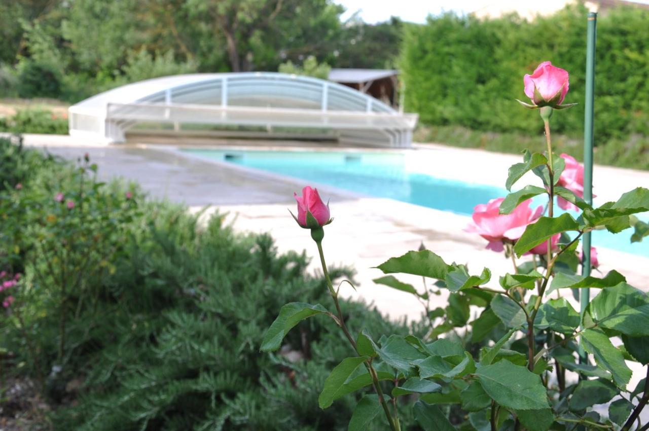 La Ferme De Tonton Jules 2 Hotel Entraigues-sur-la-Sorgue Kültér fotó